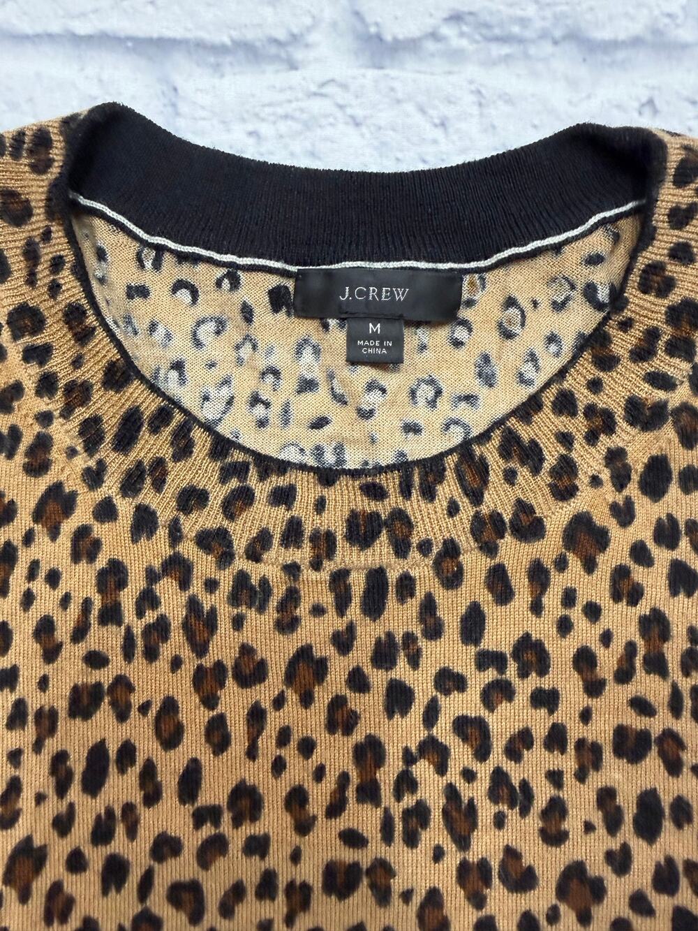 J Crew Sweater 100% Merino Wool Leopard Animal Print fine gauge size Medium A406